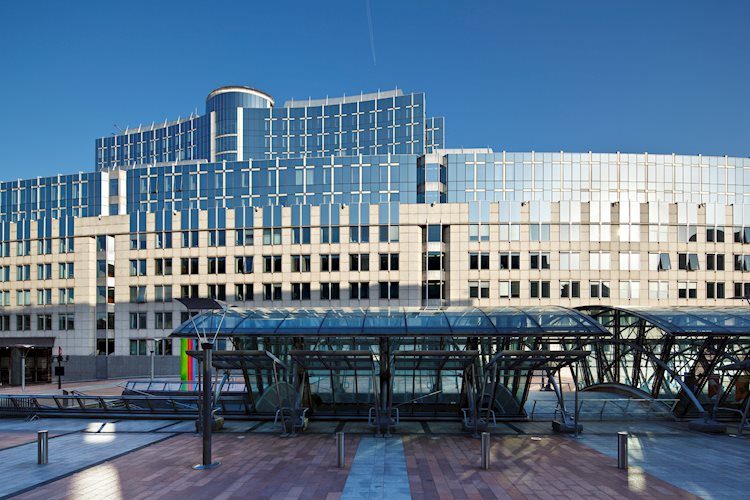 欧元区12月Sentix投资者信心指数改善至-16.8，预期-14.4